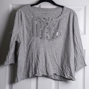 Gray Cropped Top Metallic Sequins 3/4 Sleeves Quarter Length Scoop Neck Button